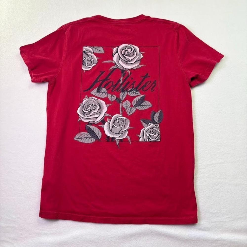 Men's Hollister Red T Shirt Size Medium Rose Graphics Y2K Short Sleeve